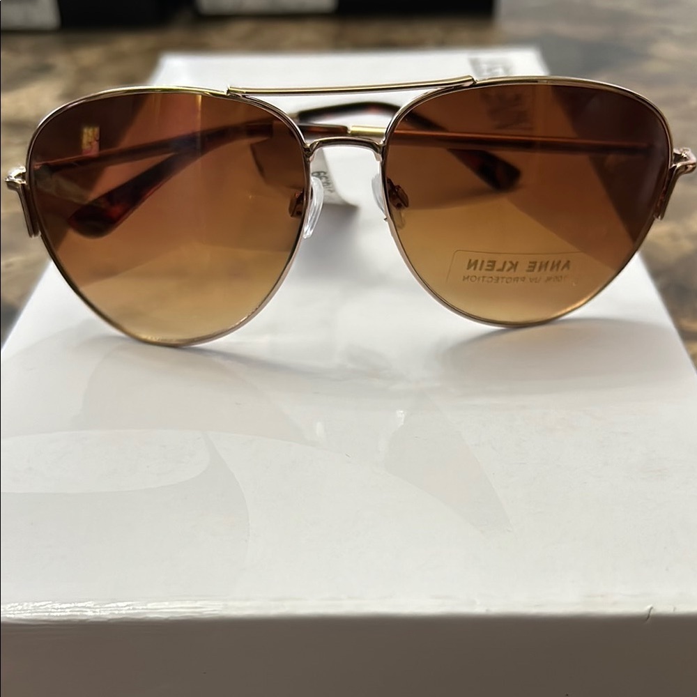 🆕 NWT Anne Klein Brown Aviator Mirrored Sunglasses AKS2000